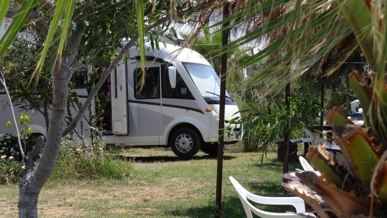 Mavi Cennet Camping Caravan Kızılot Exterior foto